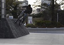 Uptown Max Max in Tokyo Uptown Max Max in Tokyo