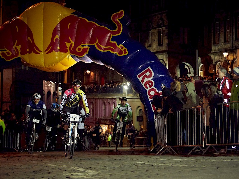 Profis der Extraklasse beim ersten Red Bull Hill Chasers